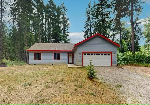 Photo 1 of Single family home for sale at 120 Pine Glen Ct, Easton, WA 98925 | MLS# NWM2568728 | Listing updated on 2026-09-30