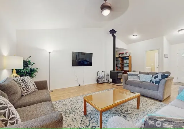 Photo 3 of Single family home for sale at 120 Pine Glen Ct, Easton, WA 98925 | MLS# NWM2568728 | Listing updated on 2026-09-30