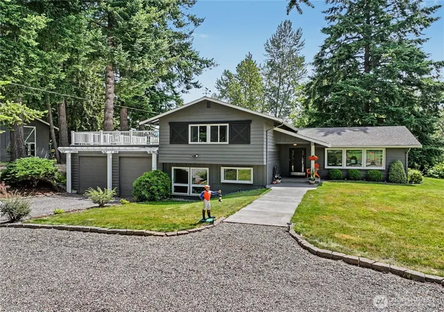 Photo 1 of Sale Pending at 39428 200th Avenue Se, Auburn, WA 98092 | MLS# NWM2568731 | Listing updated on 2026-09-25