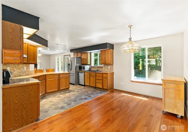 Photo 4 of Sale Pending at 608 100th Street S, Tacoma, WA 98444 | MLS# NWM2568745 | Listing updated on 2026-09-25