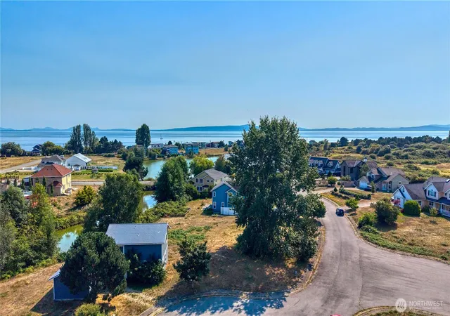 Photo 4 of Land for sale at 15 Ocean View Ln, Point Roberts, WA 98281 | MLS# NWM2568755 | Listing updated on 2026-09-23