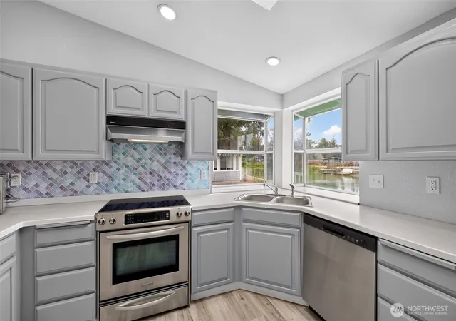 Photo 4 of Single family home for sale at 393 Canal Dr SE, Ocean Shores, WA 98569 | MLS# NWM2568756 | Listing updated on 2026-09-24