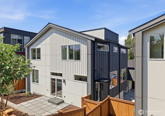 Photo 1 of Sale Pending at 1407 29th Avenue, Seattle, WA 98122 | MLS# NWM2568775 | Listing updated on 2026-10-01