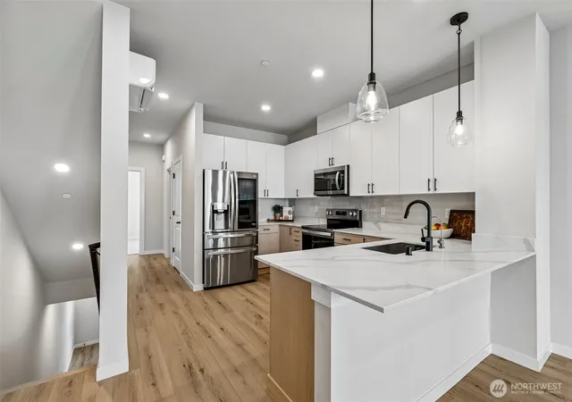 Photo 2 of Townhouse for sale at 16723 Alderwood Mall Pkwy #A7, Lynnwood, WA 98037 | MLS# NWM2568797 | Listing updated on 2026-09-23