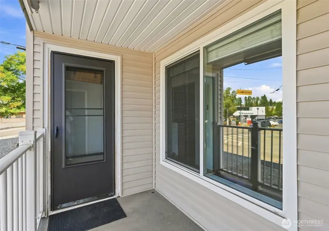 Photo 4 of Condo for sale at 9000 25th Avenue SW #102A, Seattle, WA 98106 | MLS# NWM2568802 | Listing updated on 2026-09-24