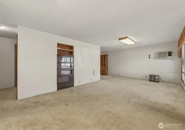 Photo 3 of Sale Pending at 309 Ne Ash St, College Place, WA 99324 | MLS# NWM2568820 | Listing updated on 2026-09-30