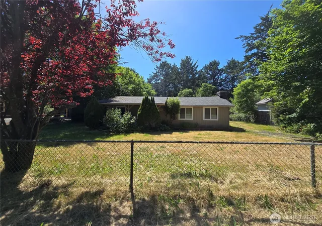 Photo 4 of Single family home for sale at 2225 State Route 105, Grayland, WA 98547 | MLS# NWM2568832 | Listing updated on 2026-09-23