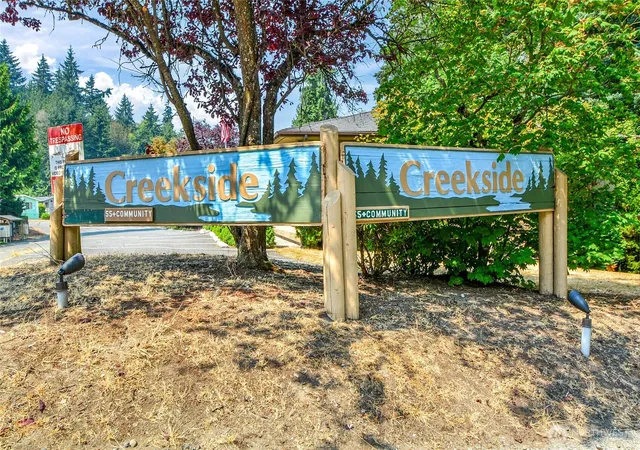 Photo 3 of Manufactured home for sale at 5810 Fleming St #2, Everett, WA 98203 | MLS# NWM2568833 | Listing updated on 2026-09-29