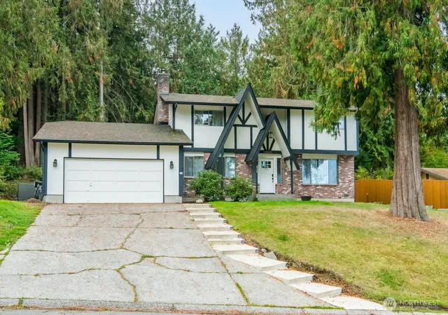 Photo 2 of Single family home for sale at 2730 Iroquois Dr, Mount Vernon, WA 98273 | MLS# NWM2568834 | Listing updated on 2026-09-23