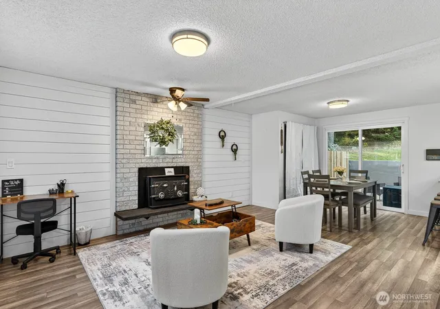 Photo 4 of Single family home for sale at 2730 Iroquois Dr, Mount Vernon, WA 98273 | MLS# NWM2568834 | Listing updated on 2026-09-23