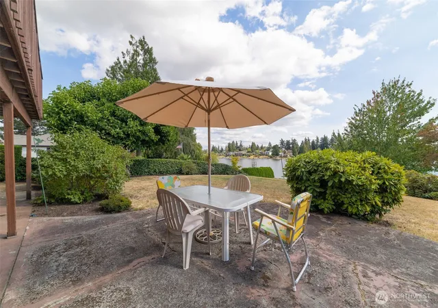 Photo 4 of Sale Pending at 3737 S 194th Street, Sea Tac, WA 98188 | MLS# NWM2568836 | Listing updated on 2026-09-20