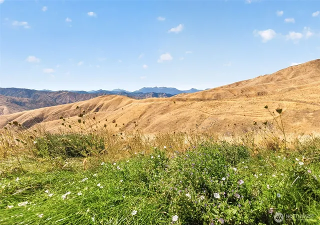 Photo 3 of Land for sale at 4284 April Dr, Wenatchee, WA 98801 | MLS# NWM2568840 | Listing updated on 2026-09-23