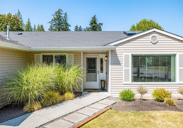 Photo 3 of Sale Pending at 6157 Parkside Dr, Anacortes, WA 98221 | MLS# NWM2568861 | Listing updated on 2026-09-21