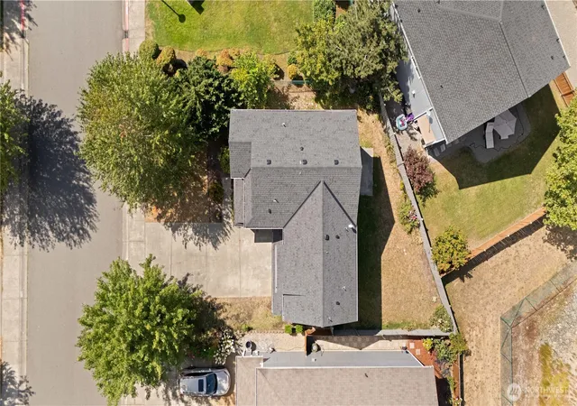 Photo 4 of Sale Pending at 12705 167th Street Ct E, Puyallup, WA 98374 | MLS# NWM2568864 | Listing updated on 2026-10-13