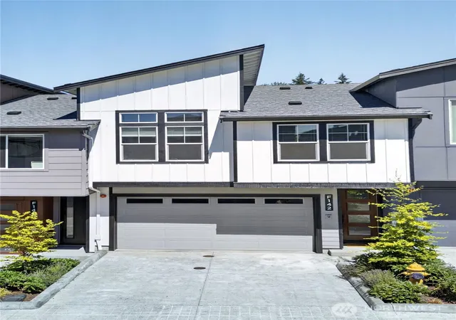 Photo 1 of Townhouse for sale at 8609 Soper Hl Rd #F142, Marysville, WA 98270 | MLS# NWM2568865 | Listing updated on 2026-09-29
