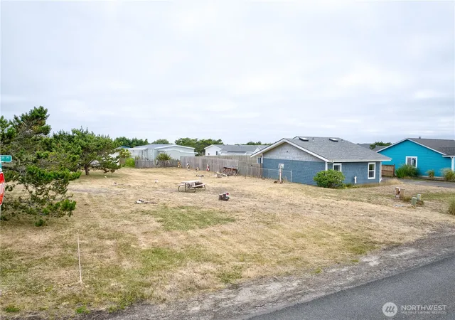 Photo 2 of Land for sale at 814 340th Place, Ocean Park, WA 98640 | MLS# NWM2568887 | Listing updated on 2026-09-23