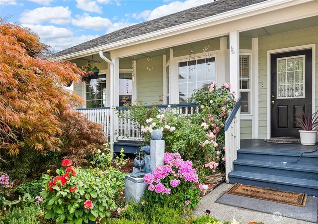 Photo 3 of Single family home for sale at 19636 Denmark St Sw, Rochester, WA 98579 | MLS# NWM2568893 | Listing updated on 2026-09-23