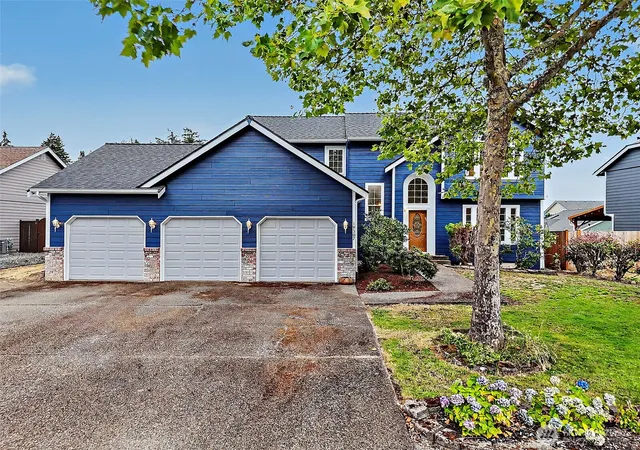 Photo 2 of Single family home for sale at 19307 73rd Avenue E, Spanaway, WA 98387 | MLS# NWM2568895 | Listing updated on 2026-09-28