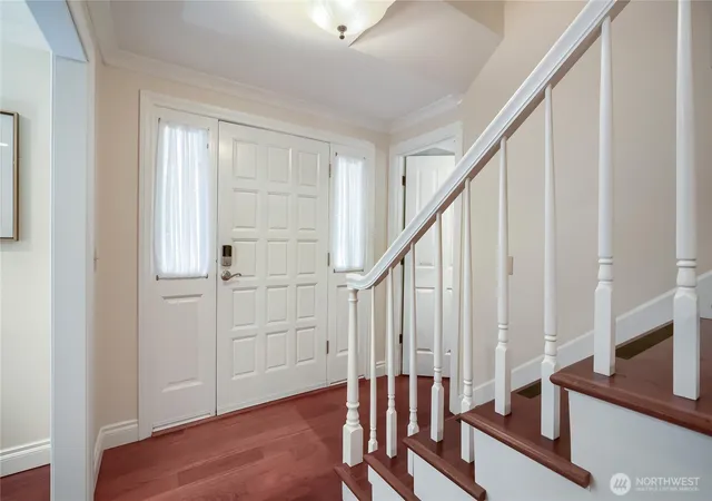 Photo 3 of Single family home for sale at 4842 152nd Pl Se, Bellevue, WA 98006 | MLS# NWM2568904 | Listing updated on 2026-09-30