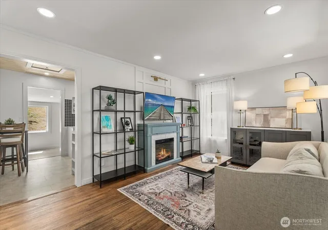 Photo 3 of Single family home for sale at 7033 S 126th Street, Seattle, WA 98178 | MLS# NWM2568905 | Listing updated on 2026-09-22