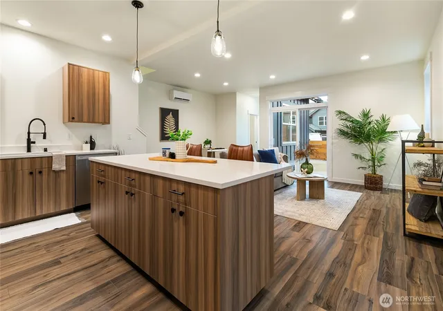 Photo 4 of Single family home for sale at 1366 Talus Way, Bellingham, WA 98226 | MLS# NWM2568914 | Listing updated on 2026-09-28