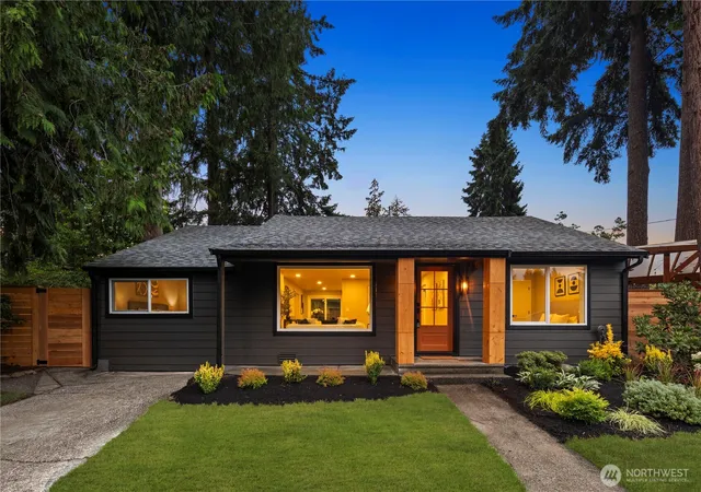 Photo 1 of Single family home for sale at 12520 24th Avenue Ne, Seattle, WA 98125 | MLS# NWM2568916 | Listing updated on 2026-10-01