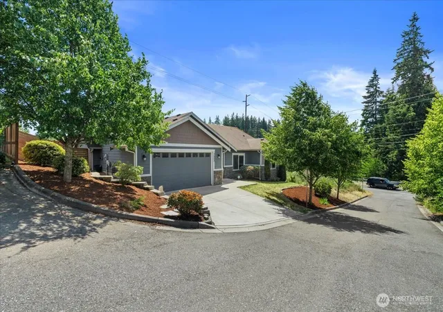 Single family home for sale at 7523 Broadway, Everett, WA 98203 | MLS# NWM2568920