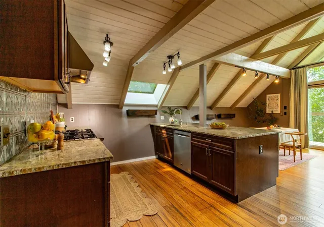 Photo 3 of Single family home for sale at 12995 Lake Shore Dr NW, Poulsbo, WA 98370 | MLS# NWM2568949 | Listing updated on 2026-09-23