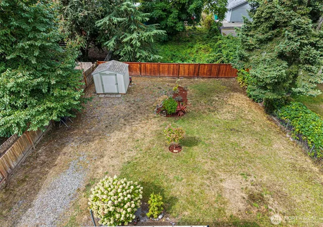 Photo 3 of Single family home for sale at 1827 Se Orange St, Olympia, WA 98501 | MLS# NWM2568958 | Listing updated on 2026-09-29