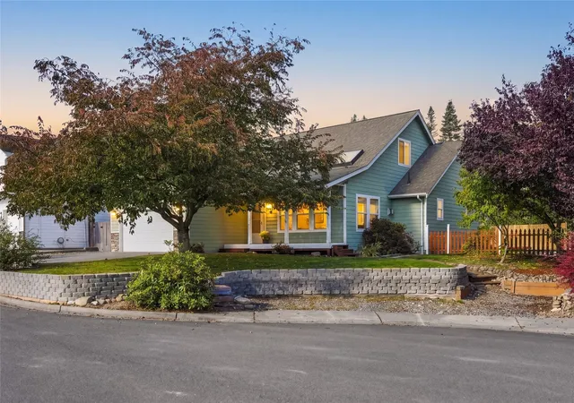 Single family home for sale at 11117 24th Street NE, Lake Stevens, WA 98258 | MLS# NWM2568986