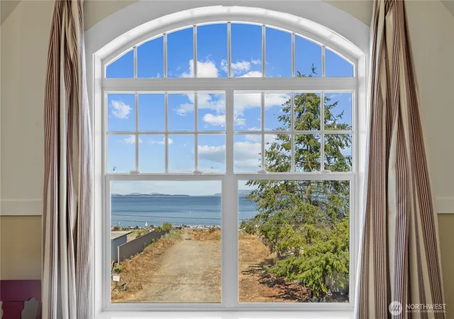 Photo 4 of Single family home for sale at 886 Port Susan Ter Rd, Camano Island, WA 98282 | MLS# NWM2568995 | Listing updated on 2026-09-23