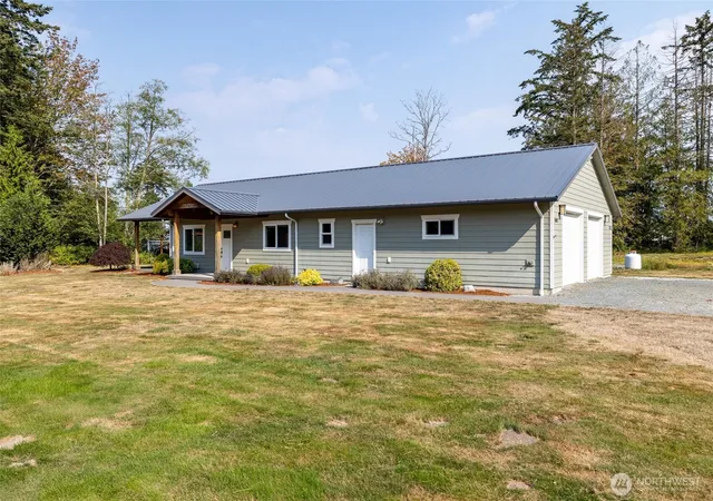 Photo 2 of Single family home for sale at 13812 Marihugh Rd, Mount Vernon, WA 98273 | MLS# NWM2568999 | Listing updated on 2026-09-24