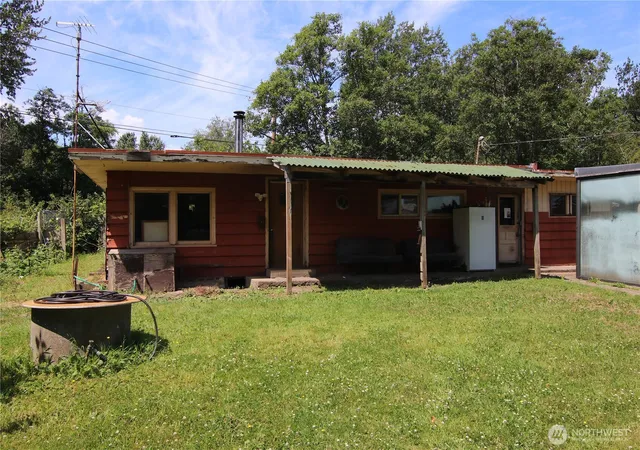 Photo 3 of Single family home for sale at 2095 Postal Ave, Bellingham, WA 98226 | MLS# NWM2569002 | Listing updated on 2026-09-23