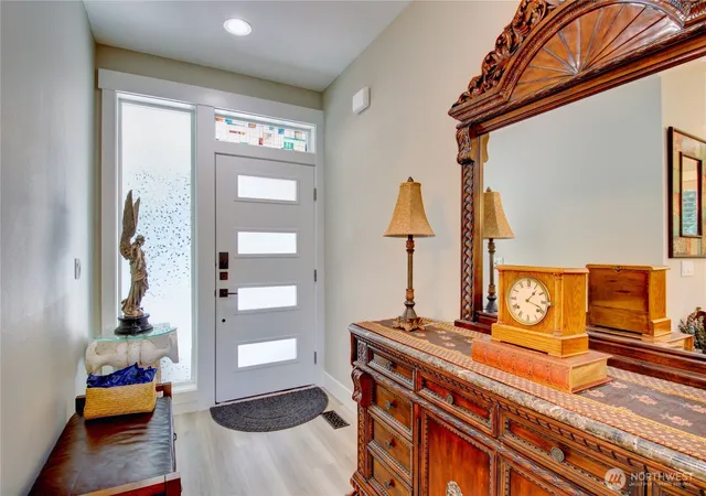 Photo 4 of Single family home for sale at 3 Topper Dr, Bellingham, WA 98229 | MLS# NWM2569004 | Listing updated on 2026-09-28