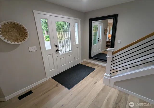 Photo 3 of Single family home for sale at 17604 Muirfield Ct, Arlington, WA 98223 | MLS# NWM2569010 | Listing updated on 2026-09-23