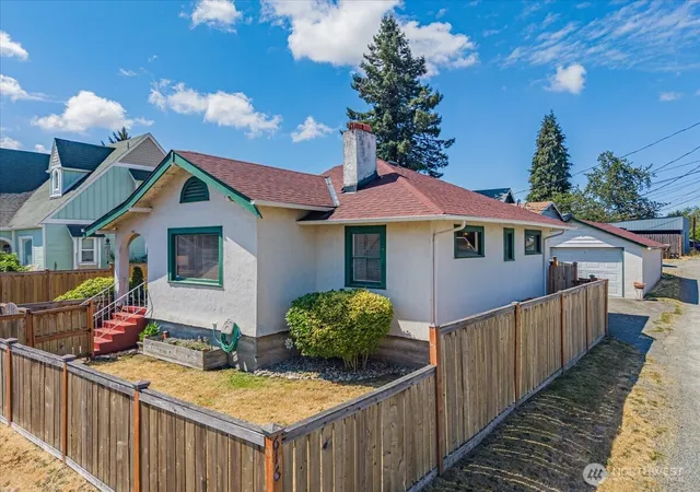 Photo 1 of Sale Pending at 616 S Union Ave, Tacoma, WA 98405 | MLS# NWM2569011 | Listing updated on 2026-09-25