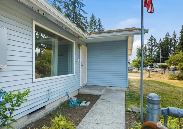 Photo 2 of Single family home for sale at 17215 13th Avenue Ct E, Spanaway, WA 98387 | MLS# NWM2569018 | Listing updated on 2026-09-23