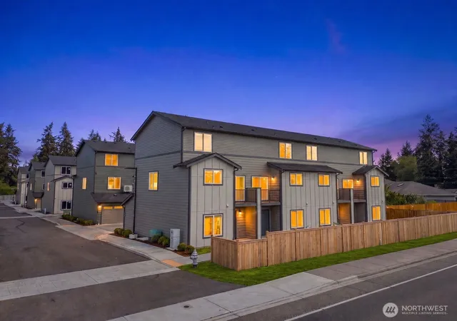 Townhouse for sale at 17519 13th Avenue E #C, Spanaway, WA 98387 | MLS# NWM2569028