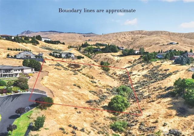 Photo 2 of Land for sale at 4326 Anna Ln, Wenatchee, WA 98801 | MLS# NWM2569036 | Listing updated on 2026-09-23