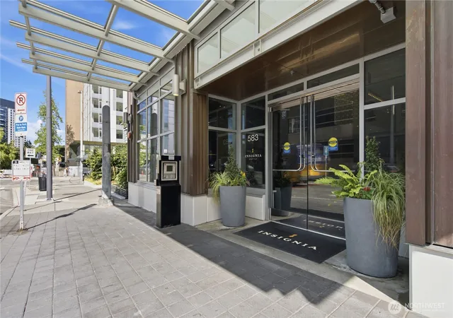 Photo 2 of Condo for sale at 583 Battery St #1505N, Seattle, WA 98121 | MLS# NWM2569038 | Listing updated on 2026-09-23