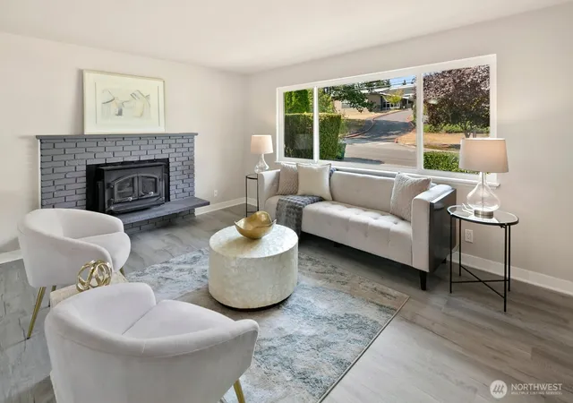 Photo 3 of Single family home for sale at 11213 NE 112th Street, Kirkland, WA 98033 | MLS# NWM2569043 | Listing updated on 2026-10-02
