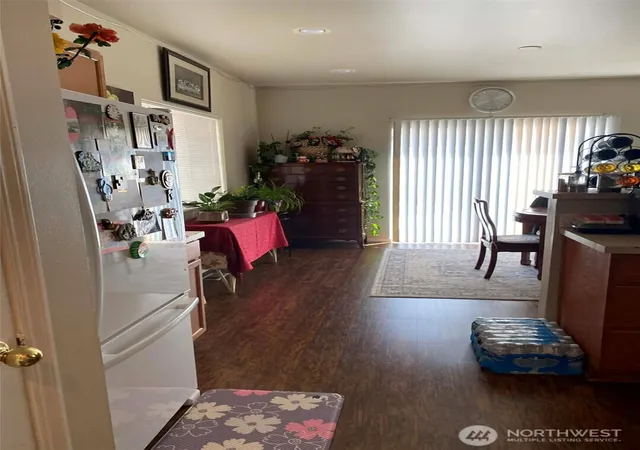 Photo 3 of Single family home for sale at 7223 E G St, Tacoma, WA 98404 | MLS# NWM2569061 | Listing updated on 2026-09-23