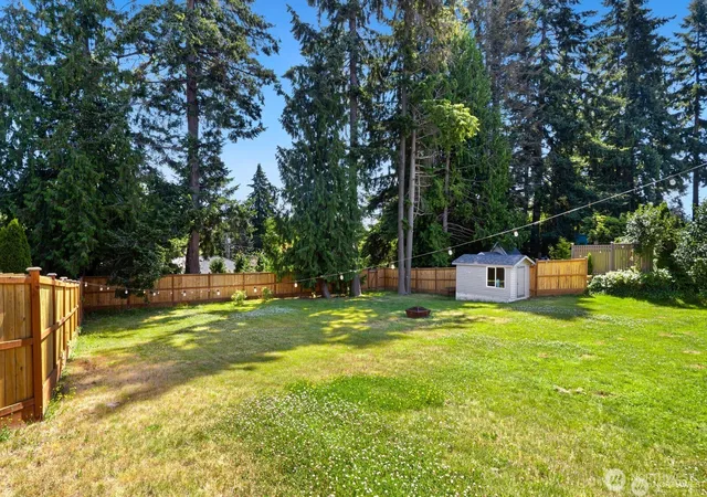 Photo 1 of Sale Pending at 5011 Seahurst Ave, Everett, WA 98203 | MLS# NWM2569065 | Listing updated on 2026-09-25