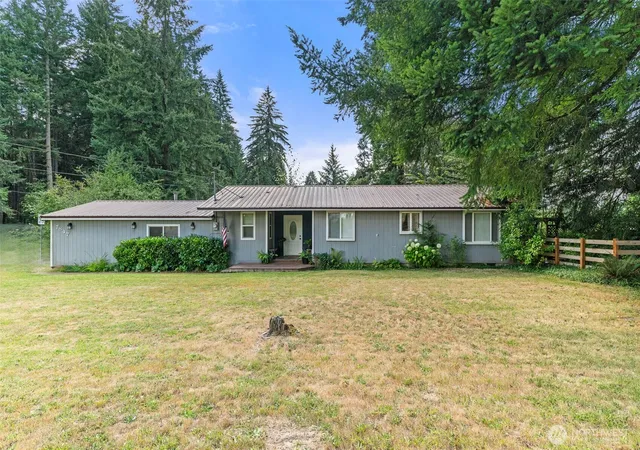 Photo 2 of Sale Pending at 7847 Se Normandy St, Olympia, WA 98501 | MLS# NWM2569069 | Listing updated on 2026-09-25