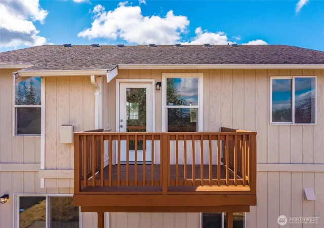 Photo 3 of Single family home for sale at 1225 202nd Street Ct E, Spanaway, WA 98387 | MLS# NWM2569077 | Listing updated on 2026-09-23
