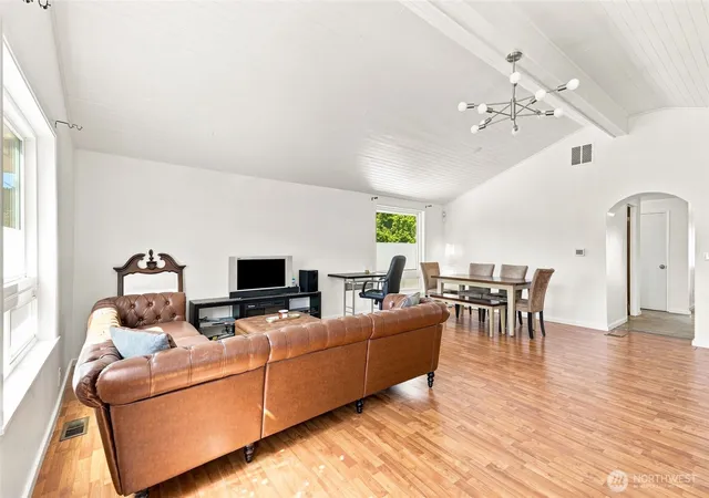 Photo 4 of Single family home for sale at 712 S Director St, Seattle, WA 98108 | MLS# NWM2569078 | Listing updated on 2026-10-01