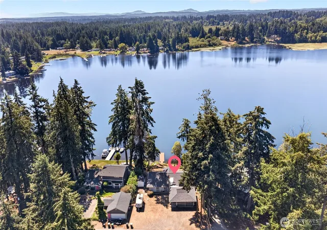 Photo 3 of Sale Pending at 6513 27th Lane Se, Lacey, WA 98503 | MLS# NWM2569080 | Listing updated on 2026-09-18