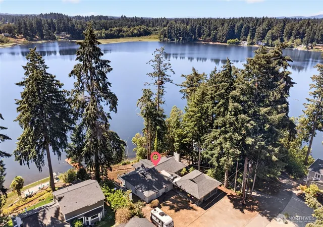 Photo 3 of Sale Pending at 6513 27th Lane SE, Lacey, WA 98503 | MLS# NWM2569080 | Listing updated on 2026-09-18