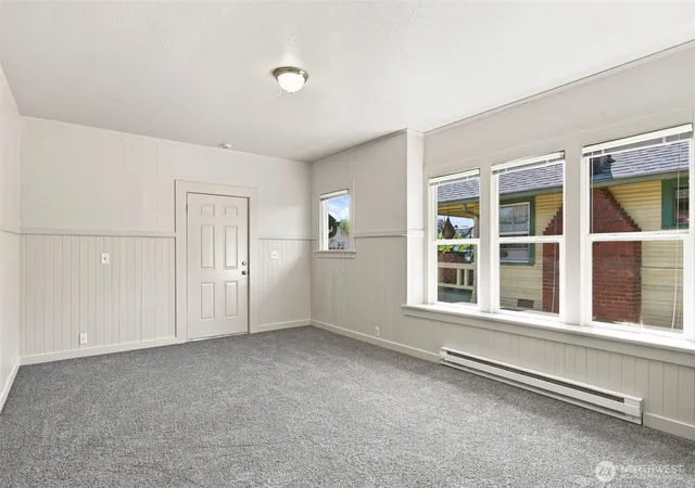 Photo 3 of Single family home for sale at 4814 S Yakima Ave, Tacoma, WA 98408 | MLS# NWM2569089 | Listing updated on 2026-09-23