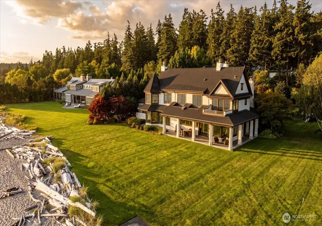 Photo 2 of Single family home for sale at 5844 Mutiny Bay Rd, Freeland, WA 98249 | MLS# NWM2569093 | Listing updated on 2026-09-23